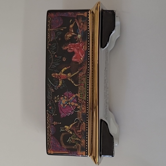 Vintage Ardleigh Elliott Russian Nutcracker Musical Box - Picture 6 of 17